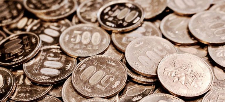 暗号資産が切り拓く新時代デジタル金融の革新とリスク分析